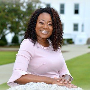 Meet your Posher, Franchesca